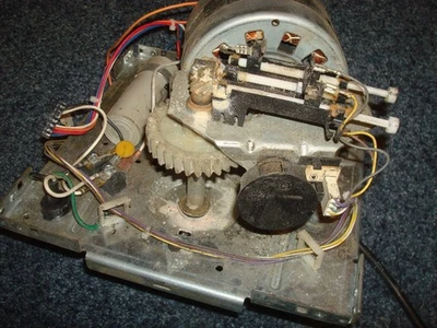 Sears Craftsman 1/2 Hp Chain Drive Garage Door Opener Motor Model 139.53985D - Image 1 of 4