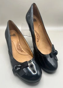 Sofft donna nero vernice nastro pompa bottoni tacco basso misura 8,5M - Foto 1 di 7