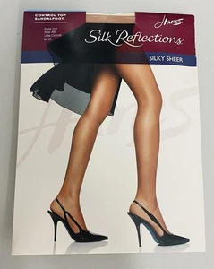Hanes Silk Reflections Pantyhose Tights Sheer Style 717 Size AB Cafe Au Lait New - Picture 1 of 2