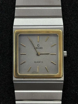 Relógio tanque de quartzo Concord Mariner SG dois tons ouro e aço 28 mm 15 81 613 V13 - Imagem 1 de 4