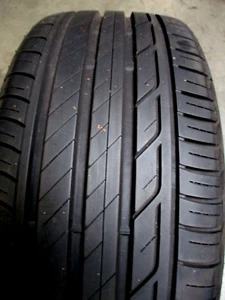 2 Sommerreifen 215/45 R16 90V Bridgestone Turanza T-001 AO  6,5-7mm 215/45/16 - Bild 1 von 2