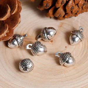 10 Winter Christmas Antique Silver Tone Acorn Shaped Pendant/Charms 14x10mm - Picture 1 of 2