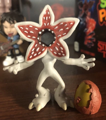 Stranger Things Upside Down Collectible Figure Demogorgon Yume Toys Cover