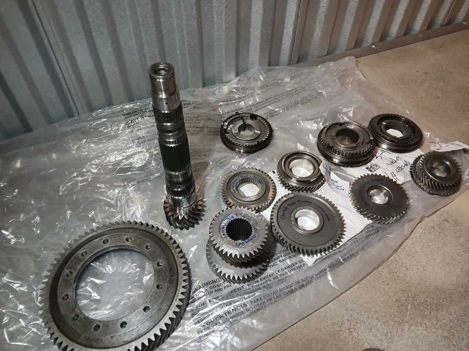 Conjunto de engrenagens Neon SRT4 T850 3-5/R com peças pequenas incluídas acabamento REM e Shot Peend - Imagem 1 de 4