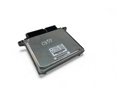 MERCEDES-BENZ C W204 Motorsteuergerät ECU A6461508972 2012 33066671 - Image 1 of 4