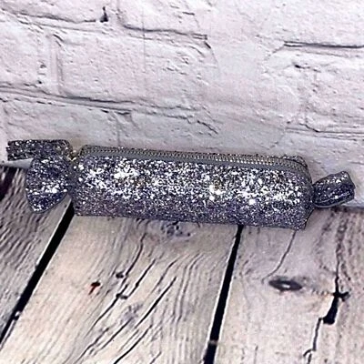 Victoria’s Secret plata brillo caramelo forma bolsa cosmética rara Y2K Foto 1 de 4