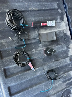 weBoost Drive Sleek 470135 Vehicle Cell Phone Signal Booster Kit USED - Image 1 of 4