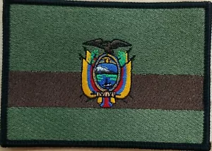 Patch bandiera ECUADOR con chiusura a gancio e anello tattico multicam OCP emblema mimetico - Foto 1 di 2