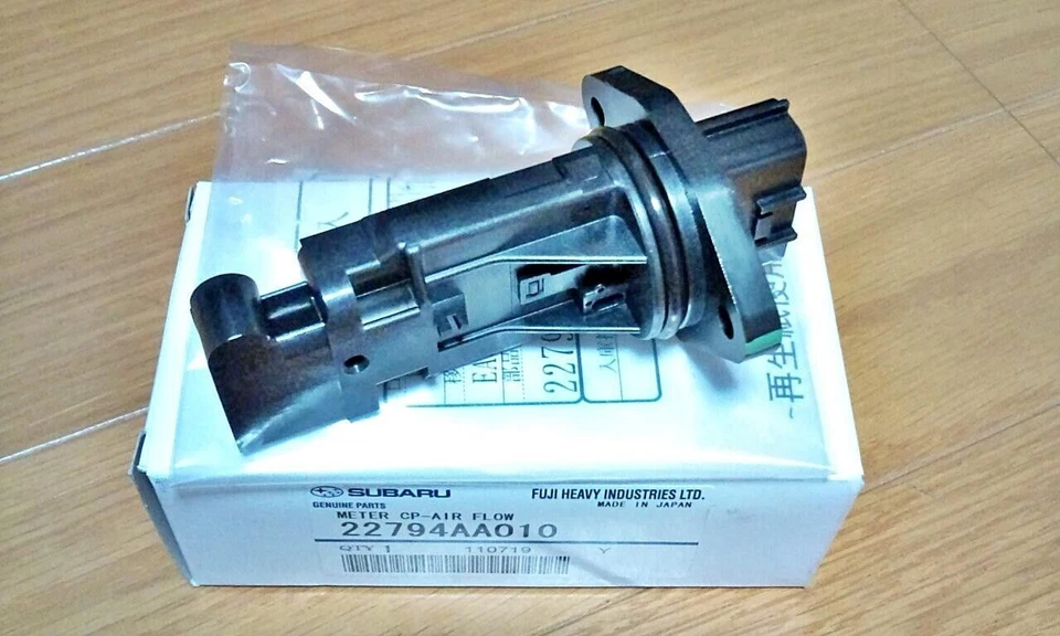 SUBARU genuine Legacy Impreza Forester Mass Air Flow Sensor OEM 22794AA010Japan - Image 1 of 1