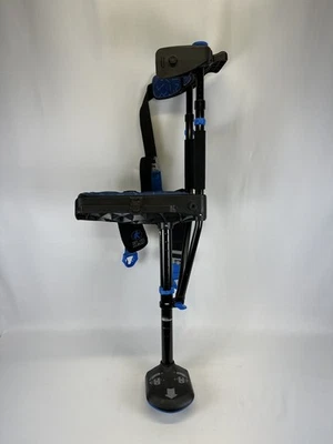 iWALK Free 3.0 Hands-Free Knee Crutch Pain-Relieving Alternative to Crutch - Image 1 of 4