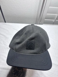 NWT Volcom Trip Fleece Adjustable Baseball Cap O/S Black/Dark Gray Men's Hat - Picture 1 of 8
