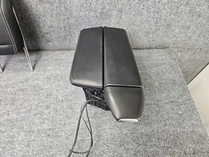 REPOSABRAZOS CONSOLA CENTRAL CUERO REPOSABRAZOS MOLDURA MERCEDES W166 X166 GL63 ML63 OEM - Imagen 1 de 12