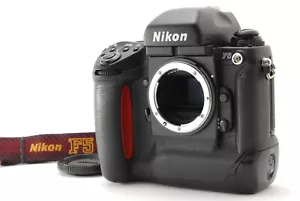 【NEUWERTIG-】Nikon F5 analoge Spiegelreflexkamera schwarz Gehäuse 35 mm aus JAPAN - Bild 1 von 12