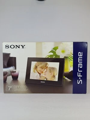 Sony S-Frame 7" Digital Photo Frame 800x480 Pixels Auto Orientation Sensor Black - Image 1 of 4