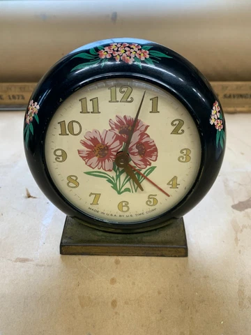 Rare Us Time Corp Floral 1940's Alarm Clock Art Deco Ex Waterbury Pre Timex Cover