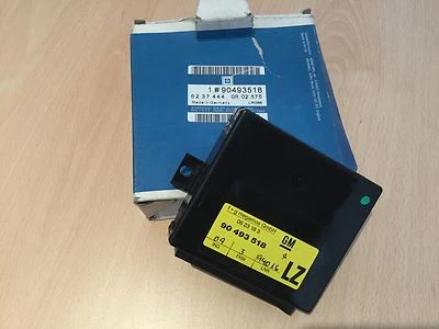 BNIB GENUINE Vauxhall Omega Immoboliser Control Unit Ident LE Or LZ    90493518 - Image 1 of 4