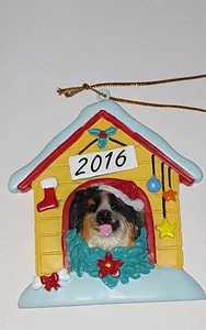 LITTLE GIFTS INC-AUSTRALIAN SHEPHERD in DOG HOUSE 2016 Resin Ornament NEW IN BOX - Picture 1 of 2
