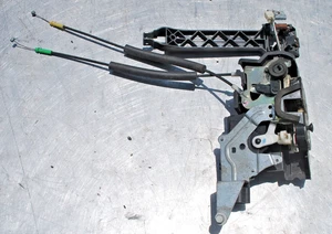 2006 -2010 HUMMER H3 PASSENGER SIDE REAR Door-Lock Actuator Motor USED OEM - Picture 1 of 5