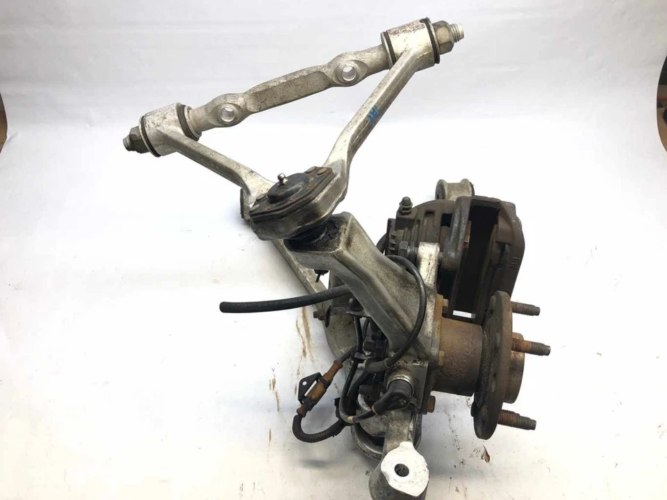 Chevrolet Corvette C4 1988-1990 conjunto de buje de nudillo delantero izquierdo conductor Foto 1 de 4