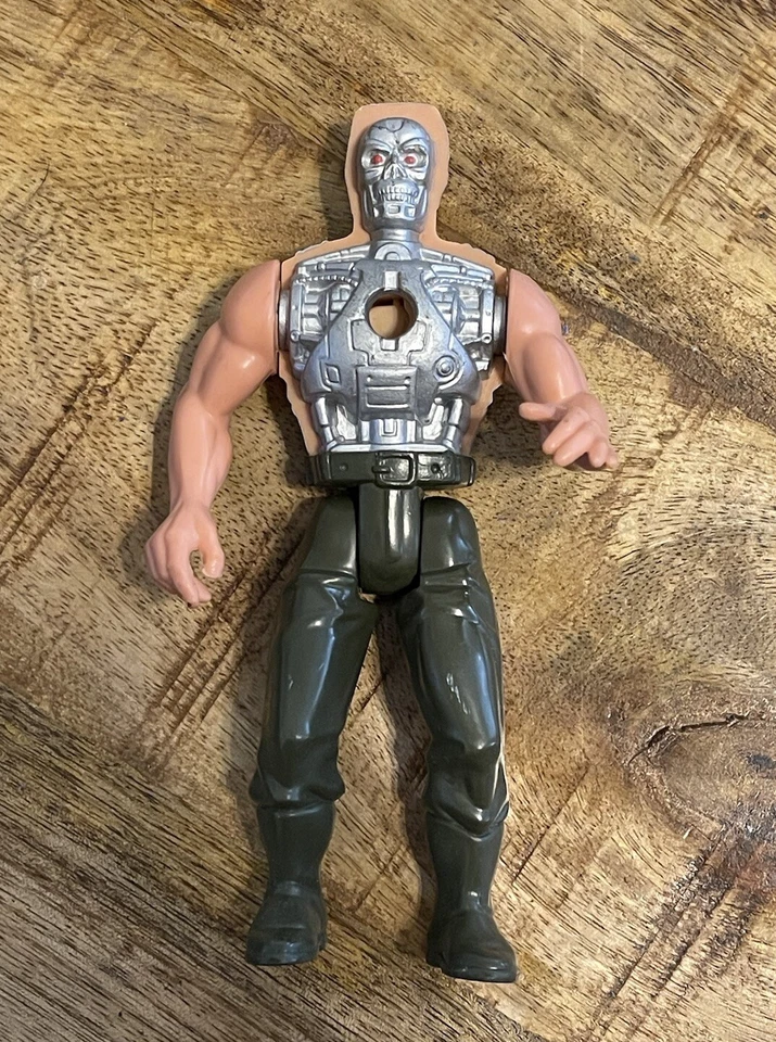 Terminator 2 Battle Damage Terminator 5.5 Inch Action Figure 1991 Kenner - Image 1 of 1