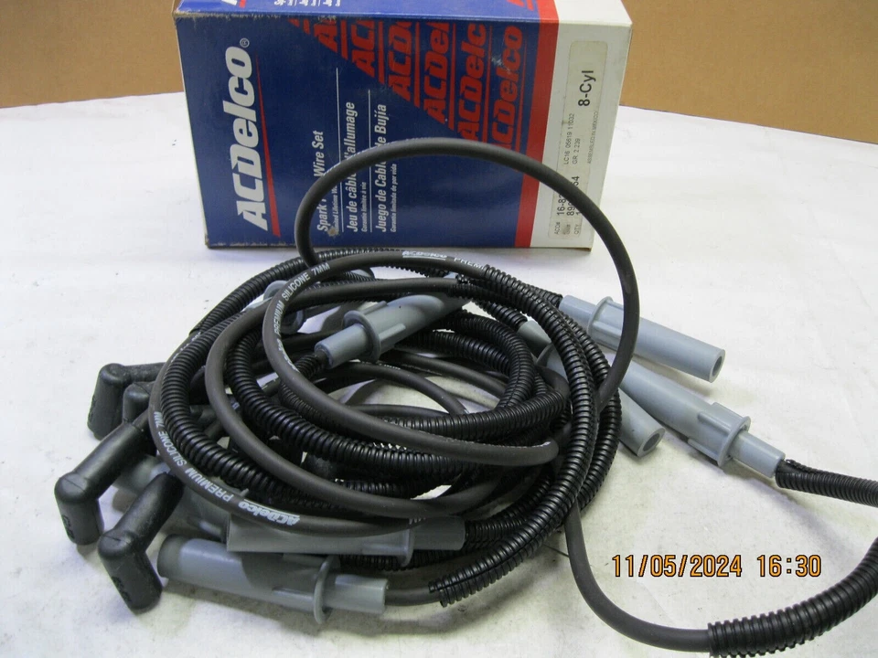 Spark Plug Wire Set ACDelco 16-828M 89021254 Foto 1 de 4