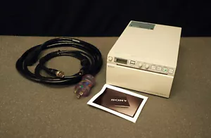 Sony UP-897MD - Analog Printer with cables. - Picture 1 of 7