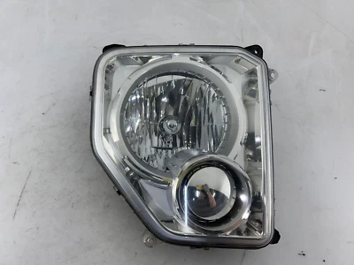 Faro halógeno OEM | 2008 -- 2012 Jeep Liberty (derecha/pasajero) Foto 1 de 4