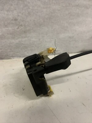 1998-1999-2000-01-2002 LINCOLN CONTINENTAL RIGHT FRONT DOOR LOCK LATCH ACTUATOR - Image 1 of 4