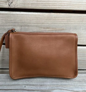 Neu, 90er Jahre Vintage Coach Reißverschluss Top Carry Ganzleder Clutch 9972, britisch hellbraun - Bild 1 von 13