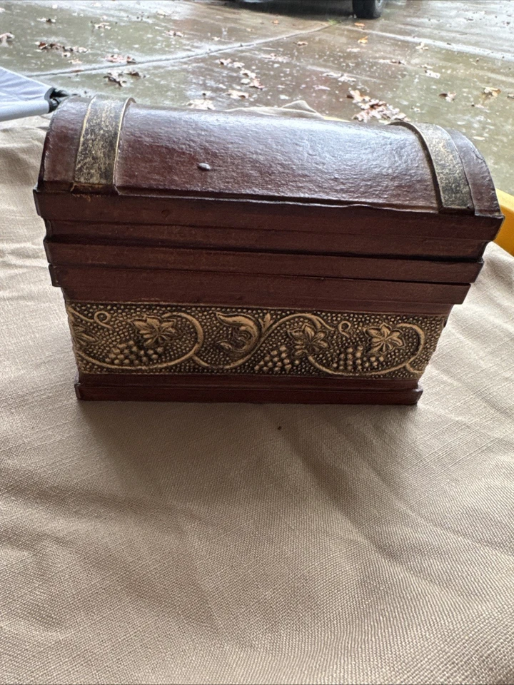 Paper Mache Nesting Box Red Gold Grape Motif 9"L 6.5"H 5.5"W Made In Philippines - Image 1 of 4