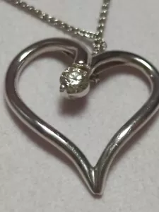 Hearts on Fire Diamond Solitaire 18ct White Gold Heart Pendant Necklace - Picture 1 of 7