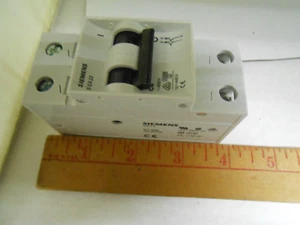 5SX2204-7 SIEMENS CIRCUIT BREAKER 480 VAC NEW OLD STOCK - Picture 1 of 6