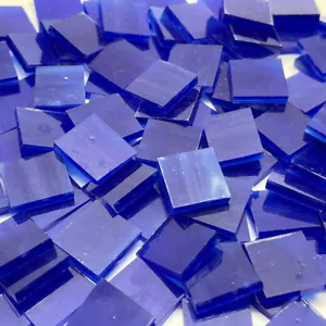 Mittelblaue Wispy handgeschliffene Buntglasmosaikfliesen - Bild 1 von 1