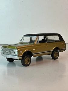 Chevrolet Blazer 1972 kit modelo construido AMT, edición original - Imagen 1 de 11