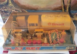 Neu Shell Öltanker und Tankstelle Spielset von Lucky Quality Box beschädigt - Bild 1 von 19