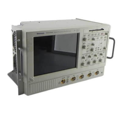 Osciloscopio digital de fósforo Tektronix TDS5104B 4 CANALES 1 GHz 5 GS/s Foto 1 de 4