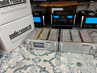 Audio Research Ref 10 Line Stage Stereo Reference PreAmplifier - Excellent - Image 1 of 4