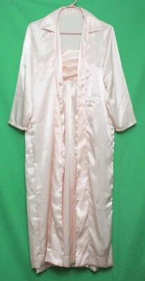 Handmade Women's S/M Peach Satiny Two Piece Gown & Robe (Please See Measurements - Image 1 of 4