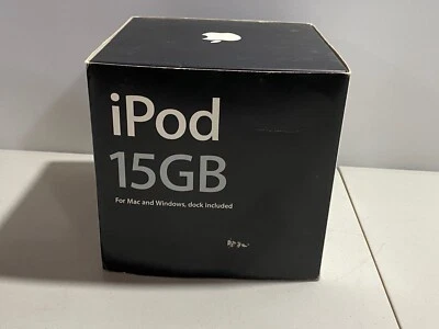 iPod Classic 3rd Generation 15gb w/ Original Box - Apple Collector - Image 1 of 4