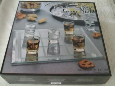 Crystal Clear Game Night Tic Tac Toe Juego 9 Shot Glass Juego para beber NUEVO Foto 1 de 4