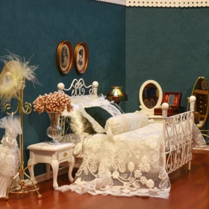 Viktorianische Puppenhausmöbel im Maßstab 1:12, Puppenhaus Bett Set 5-teilig - Bild 1 von 9