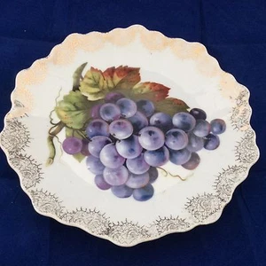 Vintage Trauben Weinblätter Teller Goldrand unbeschriftet weißer Hintergrund lila - Bild 1 von 3