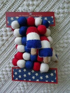 6 ft POMS & POPSICLES 4TH of JULY Garland NIB - Picture 1 of 2