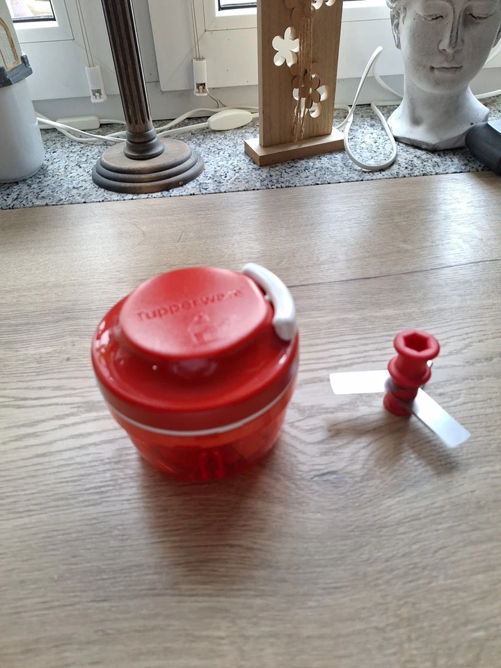 Tupperware Turbo Chef Super Sonic Zerkleinerer Zwiebelschneider - Bild 1 von 1