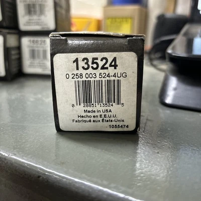 Sensor de oxígeno Bosch 13524, para 96-97 Audi A4 y A4 Quattro Foto 1 de 4
