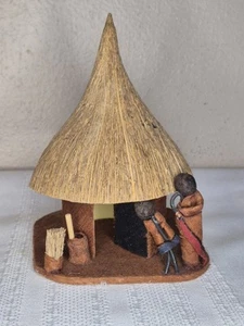 Uganda Handmade Tribal Village Art Decor - Picture 1 of 4