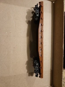 Atlas-O 5907 Chicago, Milwaukee, and Saint Paul 40' Flat Car - Picture 1 of 16