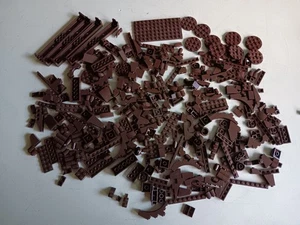 LEGO LOTE A GRANEL 374 PLACAS PENDIENTES MARRÓN OSCURO LADRILLOS ARCO DE TRONCOS Y PIEZAS ESPECIALES - Imagen 1 de 3