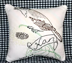 Cuscino Accento Kansas Stato Bird Flower Vintage Trapunta Mensola Armadio Tuck - Foto 1 di 2