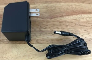 AISI PLUG-IN POWER SUPPLY - MODEL CH-63001-N - 5W 6.5V Power Supply Adapter - Picture 1 of 3
